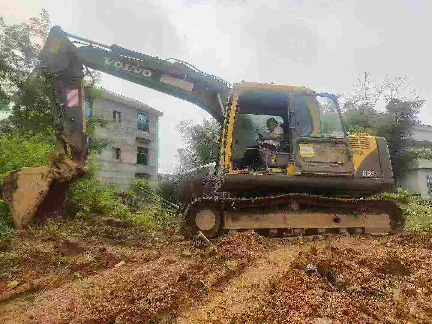 Buy Volvo EC140 Used Excavator / 7