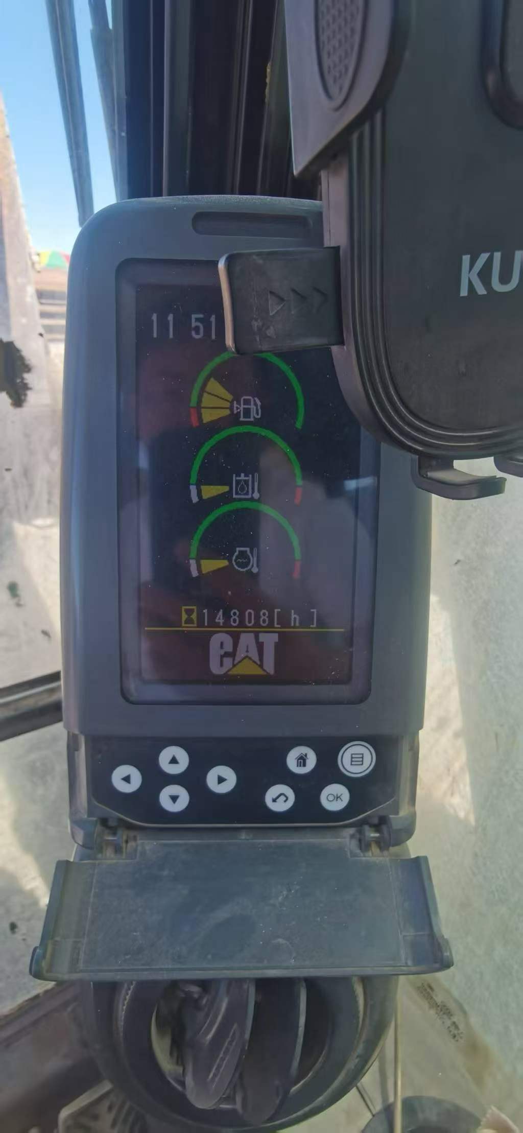 Buy Caterpillar 320D Used Excavator / 7 Buy Caterpillar 320D Used Excavator / 7