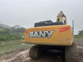 Buy Sany SY205C Used Excavator / 9 Buy Sany SY205C Used Excavator / 9