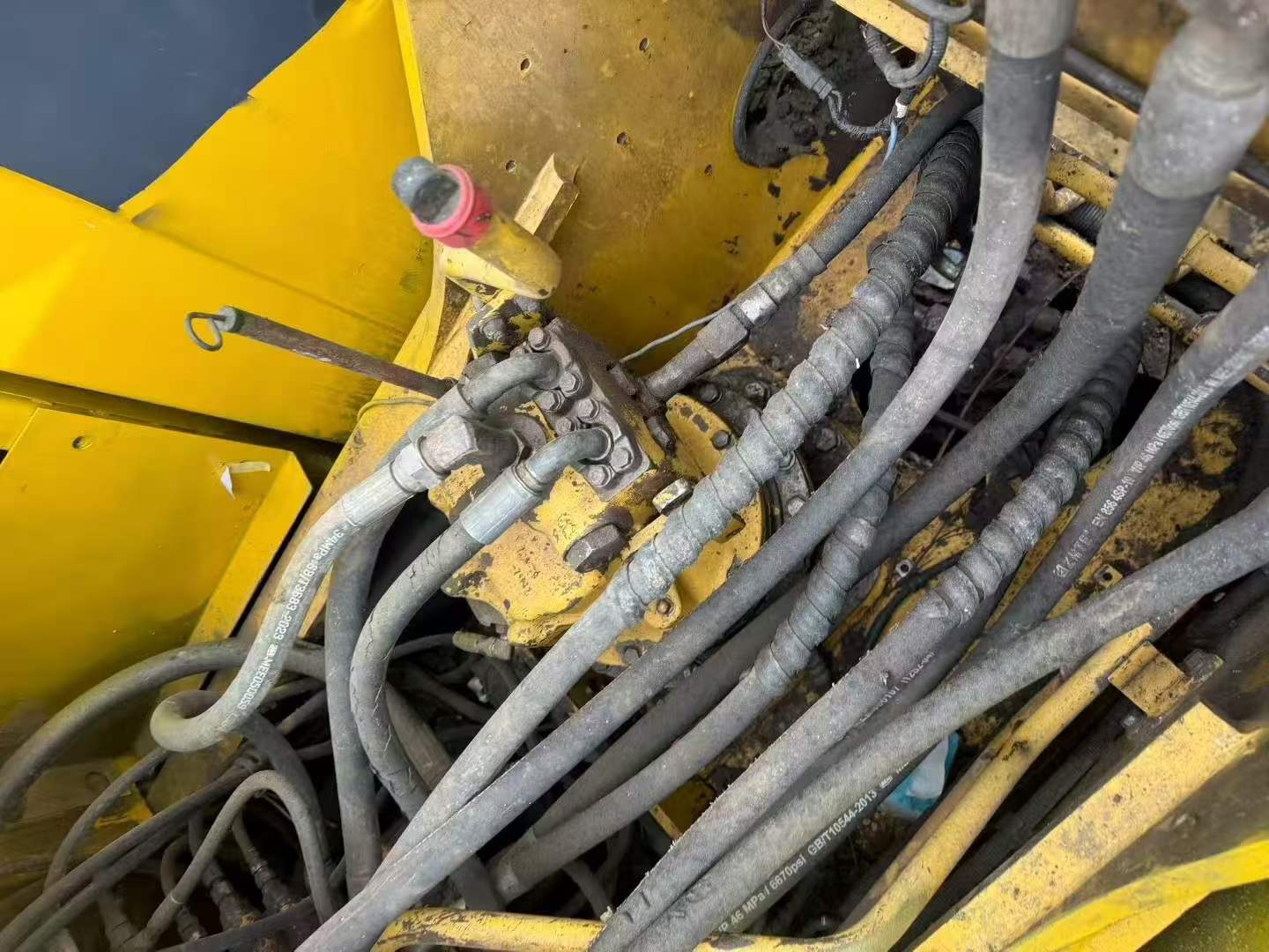 Buy Komatsu PC200 Used Excavator / 6 Buy Komatsu PC200 Used Excavator / 6