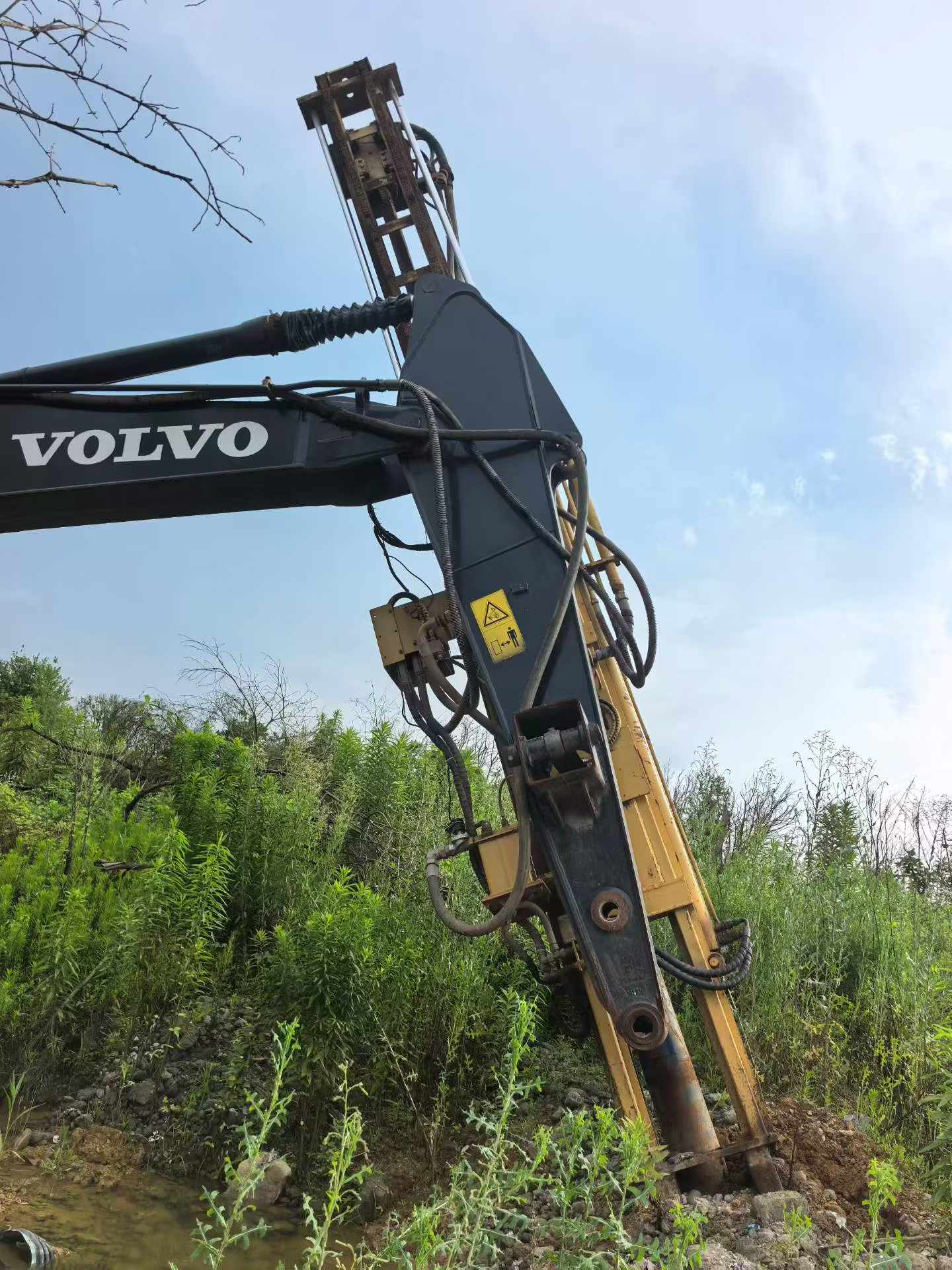 Buy Volvo EC210B Used Excavator / 4