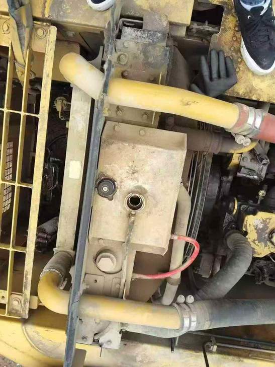 Buy Caterpillar 320D Used Excavator / 1