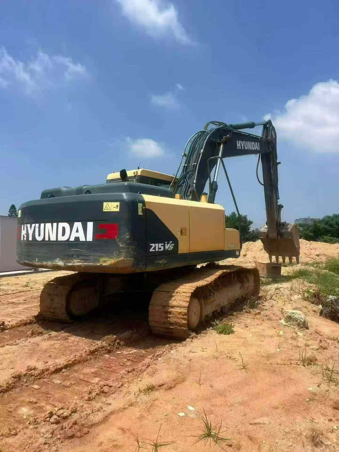 Buy Hyundai R215VS Used Excavator / 5