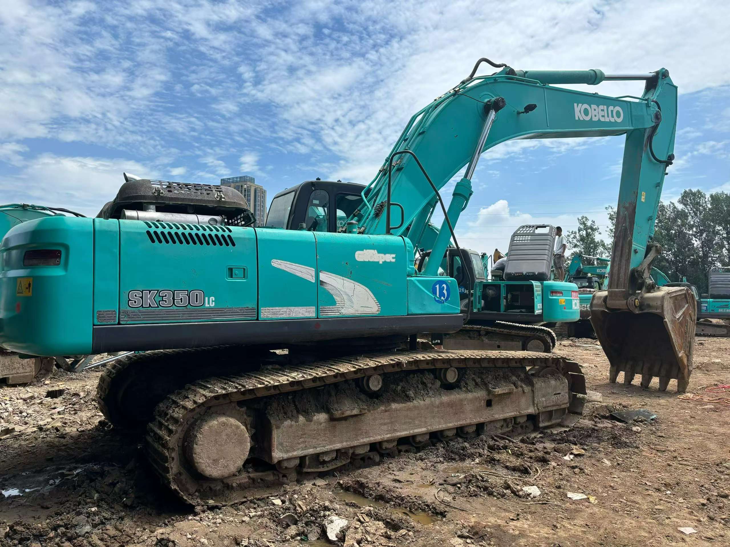 Buy Kobelco SK350-8 Used Excavator / 7 Buy Kobelco SK350-8 Used Excavator / 7