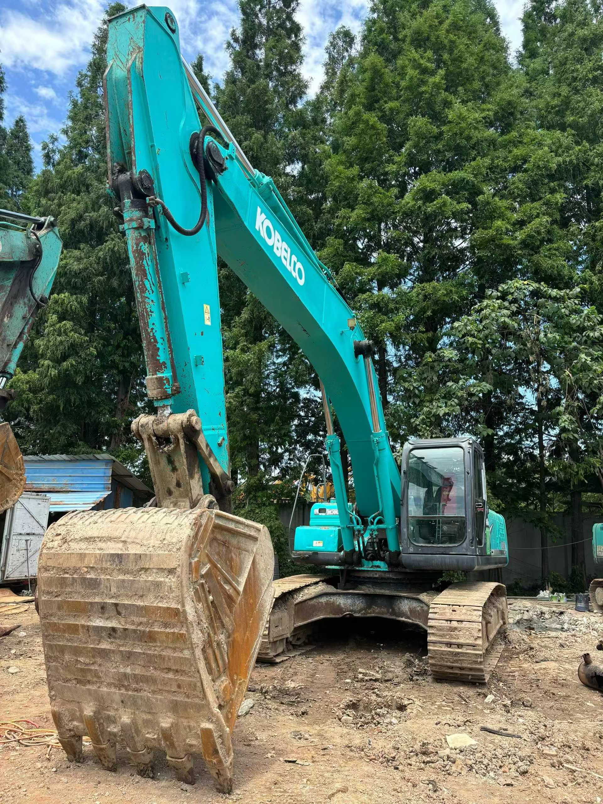 Buy Kobelco SK350-8 Used Excavator / 2 Buy Kobelco SK350-8 Used Excavator / 2