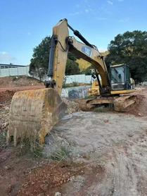 Buy Caterpillar 323 Used Excavator / 2 Buy Caterpillar 323 Used Excavator / 2