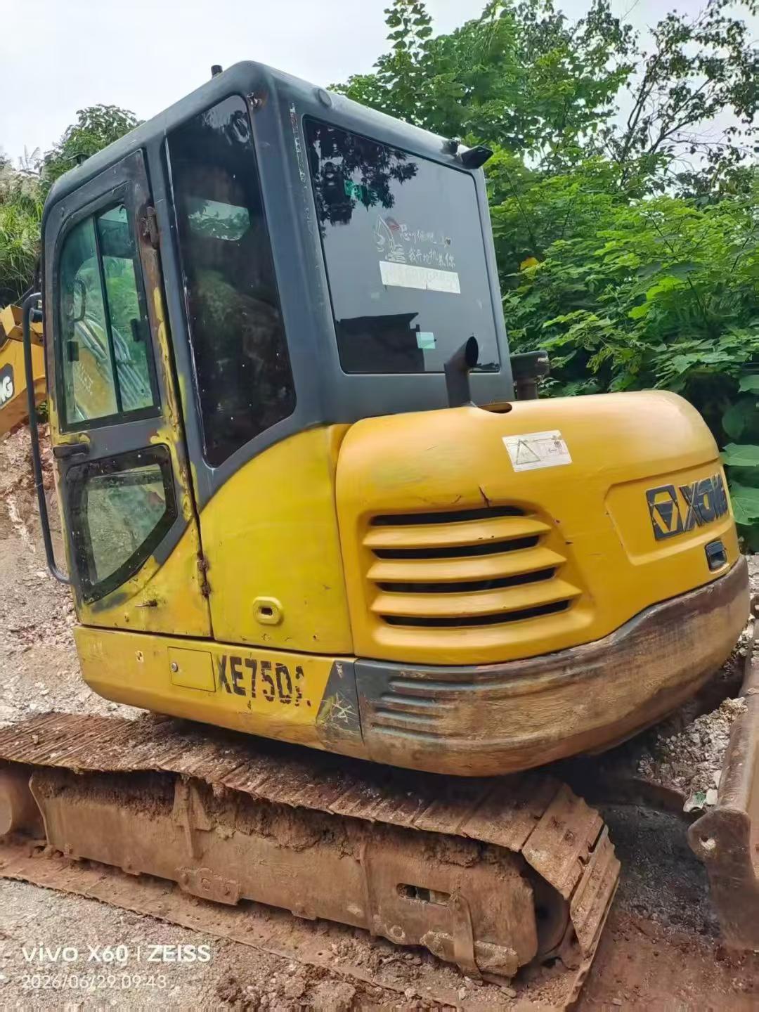 Buy XCMG XE65D Used Excavator / 2 Buy XCMG XE65D Used Excavator / 2