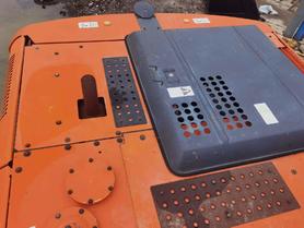 Buy Hitachi ZX200-5G Used Excavator / 9 Buy Hitachi ZX200-5G Used Excavator / 9