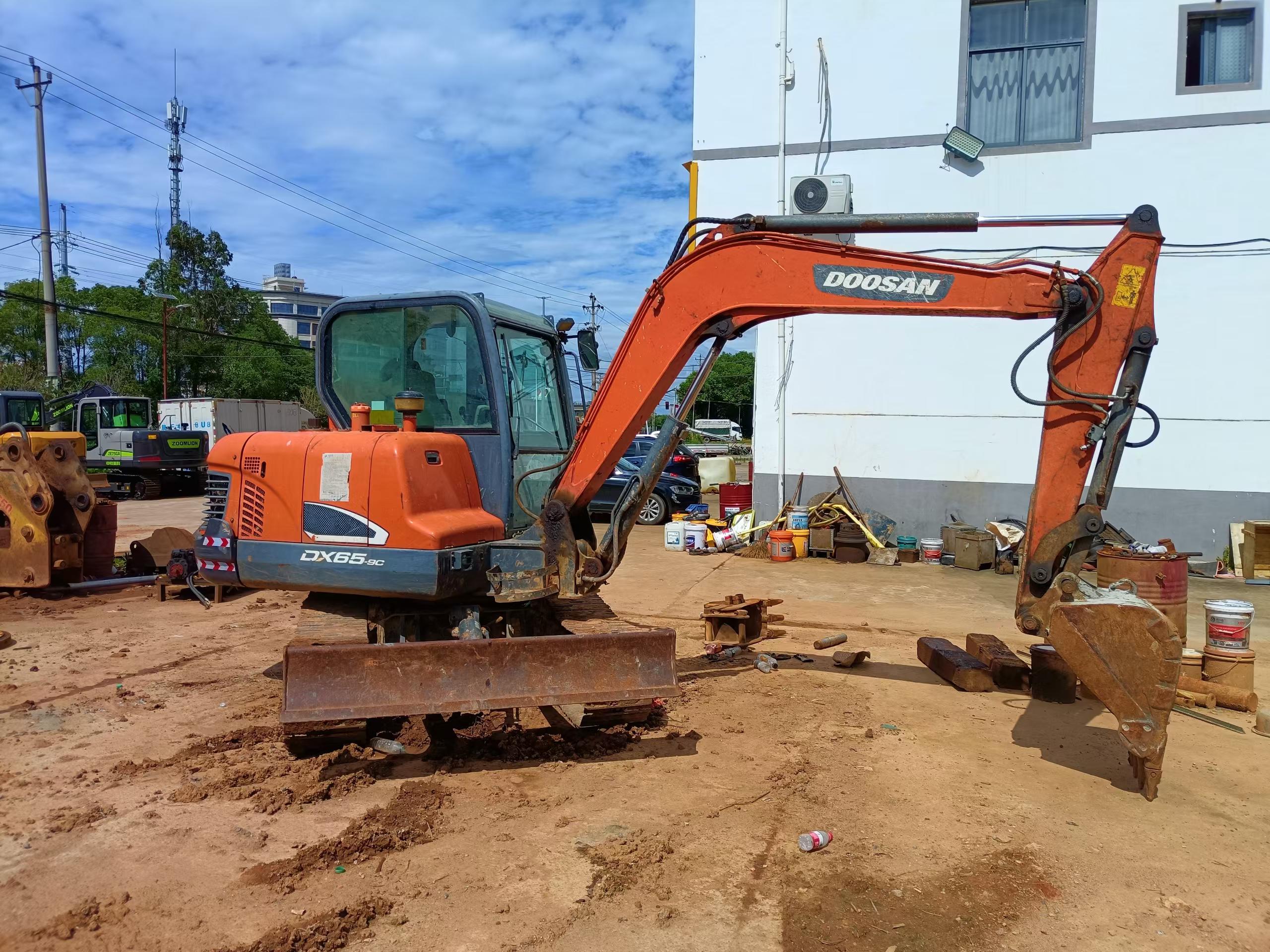 Acheter Pelle Doosan DH55 d'occasion / 3