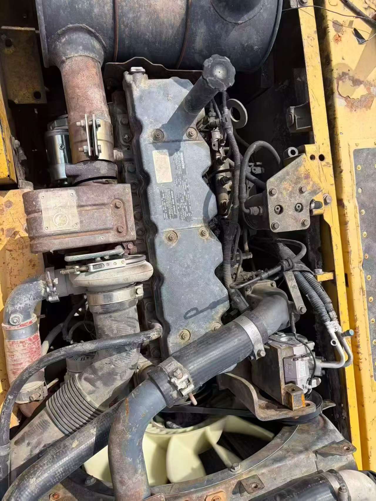 Buy Komatsu PC200-8 Used Excavator / 4 Buy Komatsu PC200-8 Used Excavator / 4