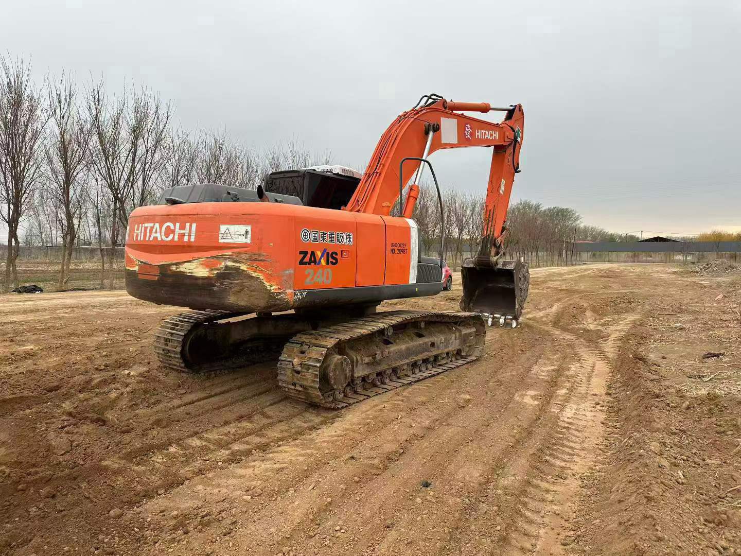 Buy Hitachi ZX240 Used Excavator / 4 Buy Hitachi ZX240 Used Excavator / 4