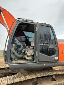 Buy Hitachi ZX240 Used Excavator / 6 Buy Hitachi ZX240 Used Excavator / 6