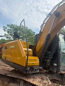 Buy XCMG XE135B Used Excavator / 3 Buy XCMG XE135B Used Excavator / 3