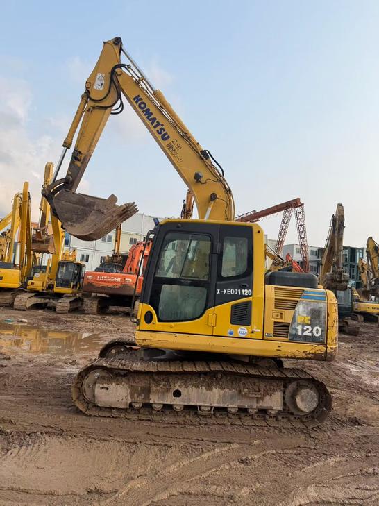 Buy Komatsu PC120-8 Used Excavator / 1