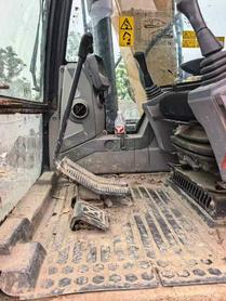 Buy XCMG XE135B Used Excavator / 8 Buy XCMG XE135B Used Excavator / 8