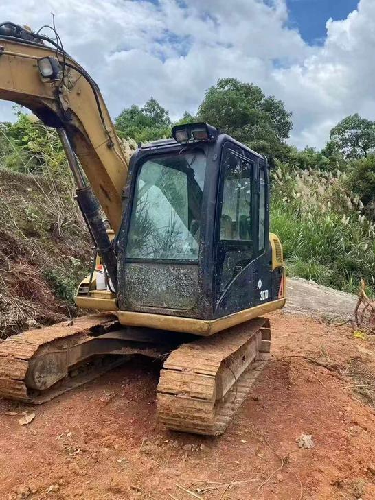 Buy Caterpillar 307B Used Excavator / 1