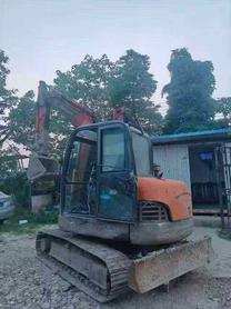 Buy Doosan DH60-7 Used Excavator / 3 Buy Doosan DH60-7 Used Excavator / 3