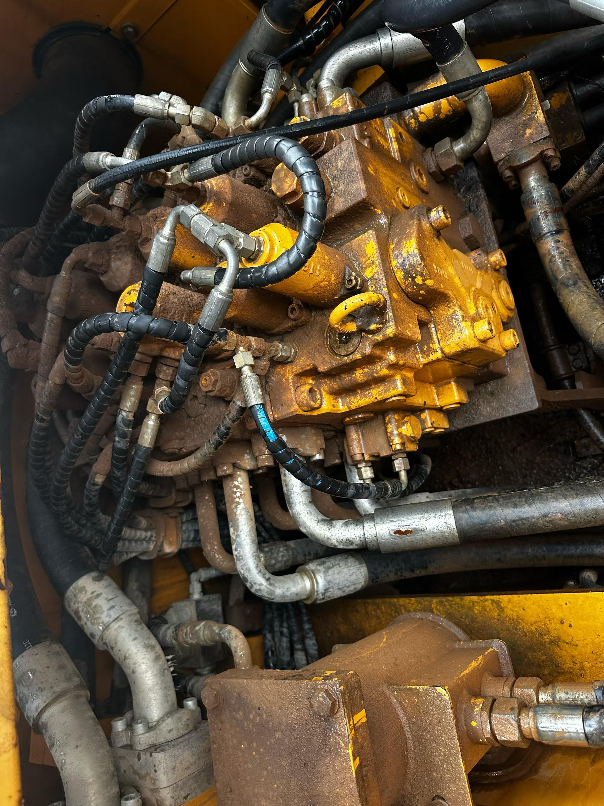 Buy Sany SY485C Used Excavator / 4