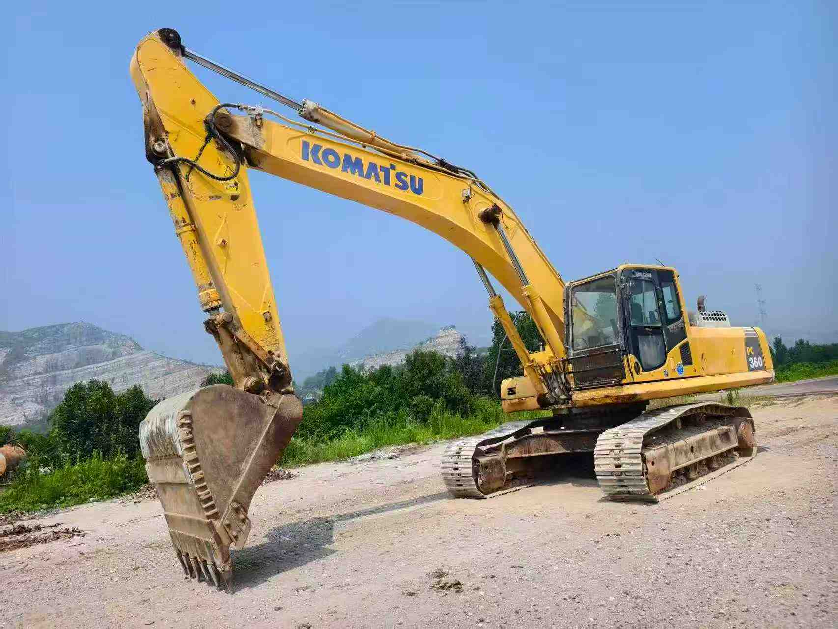 Buy Komatsu PC360-7 Used Excavator / 4 Buy Komatsu PC360-7 Used Excavator / 4