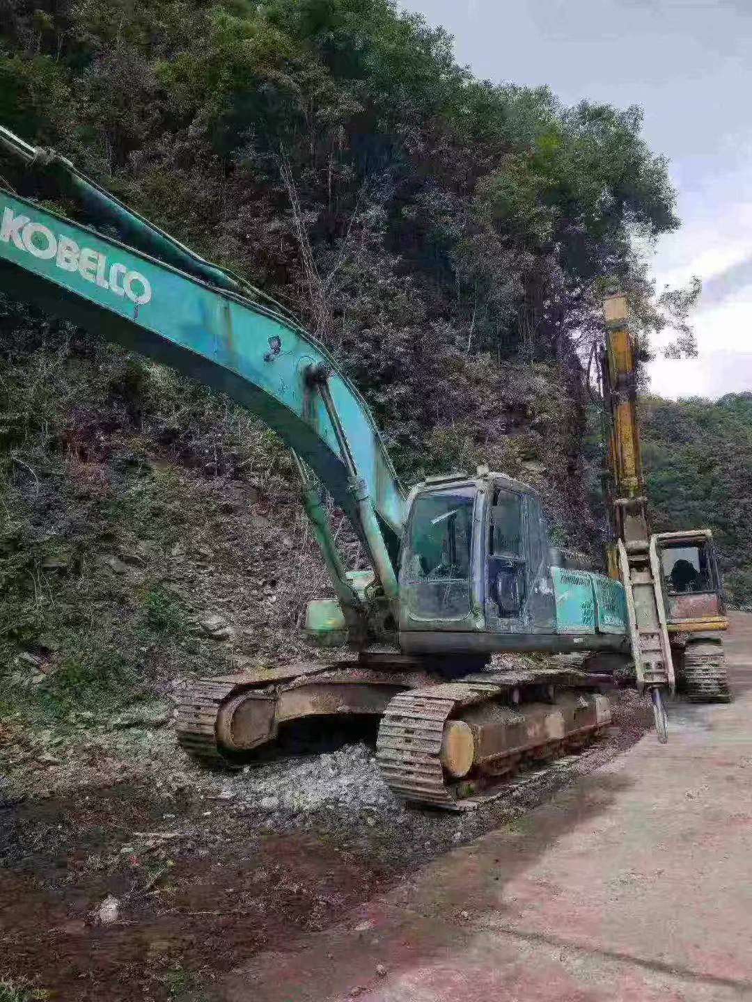 Buy Kobelco SK350-8 Used Excavator / 1