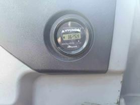 Buy Hyundai ZL20G Used Excavator / 6 Buy Hyundai ZL20G Used Excavator / 6