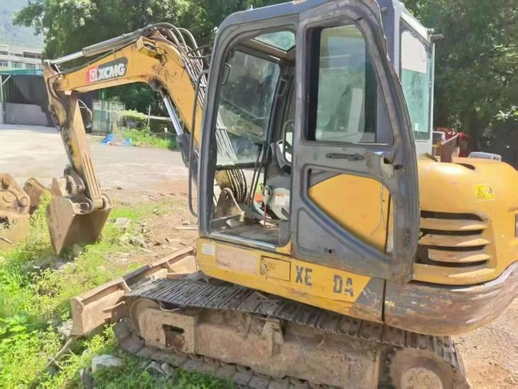 Buy XCMG XE55D Used Excavator / 1