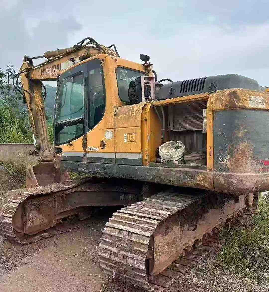 Buy Hyundai R225-7 Used Excavator / 4