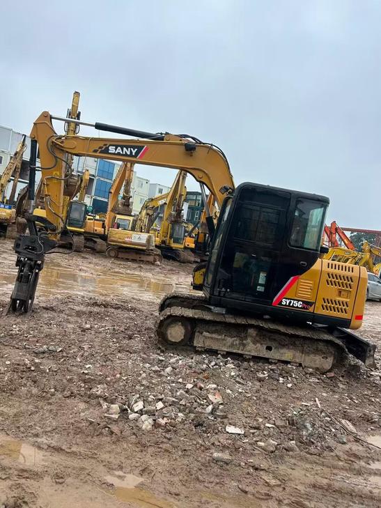 Buy Sany SY75 Used Excavator / 1