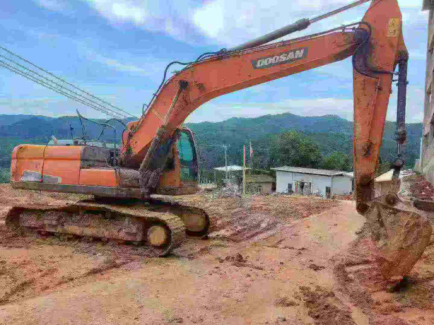 Buy Doosan DX215-9C Used Excavator / 2 Buy Doosan DX215-9C Used Excavator / 2