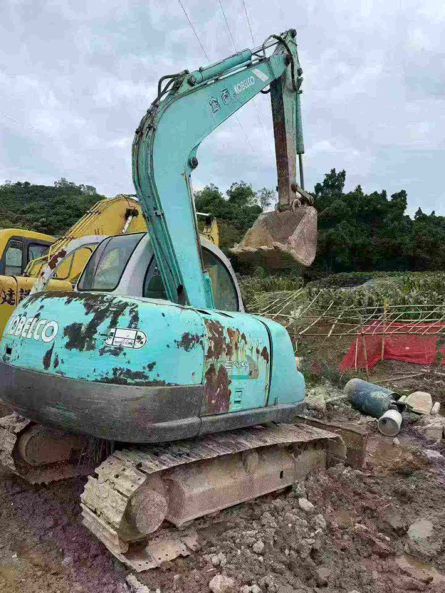Buy Kobelco Used Excavator / 2 Buy Kobelco Used Excavator / 2
