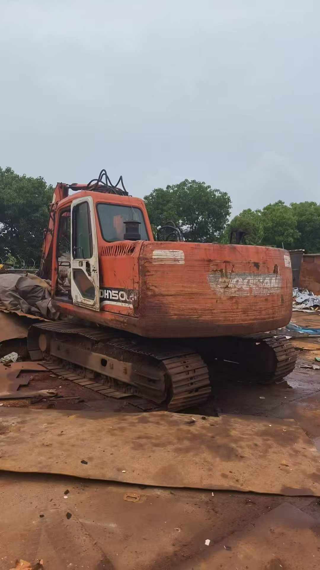 Buy Doosan DH150 Used Excavator / 1