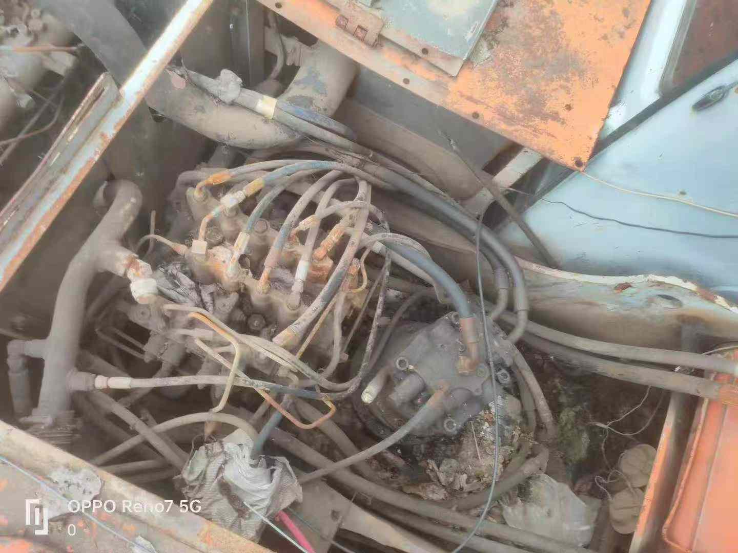 Buy Hitachi EX200-5 Used Excavator / 7 Buy Hitachi EX200-5 Used Excavator / 7