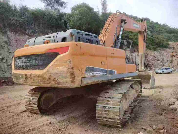 Buy Doosan DH300-5 Used Excavator / 1