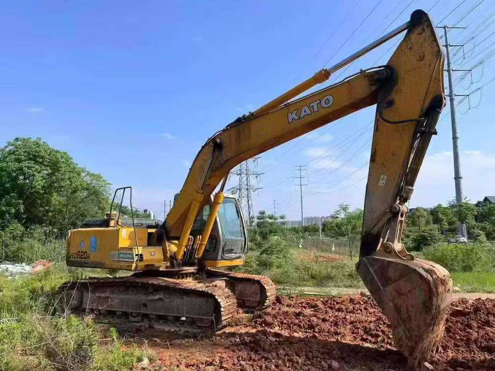 Buy Kato Used Excavator / 2 Buy Kato Used Excavator / 2
