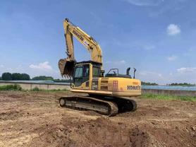 Buy Komatsu PC240-6 Used Excavator / 2 Buy Komatsu PC240-6 Used Excavator / 2