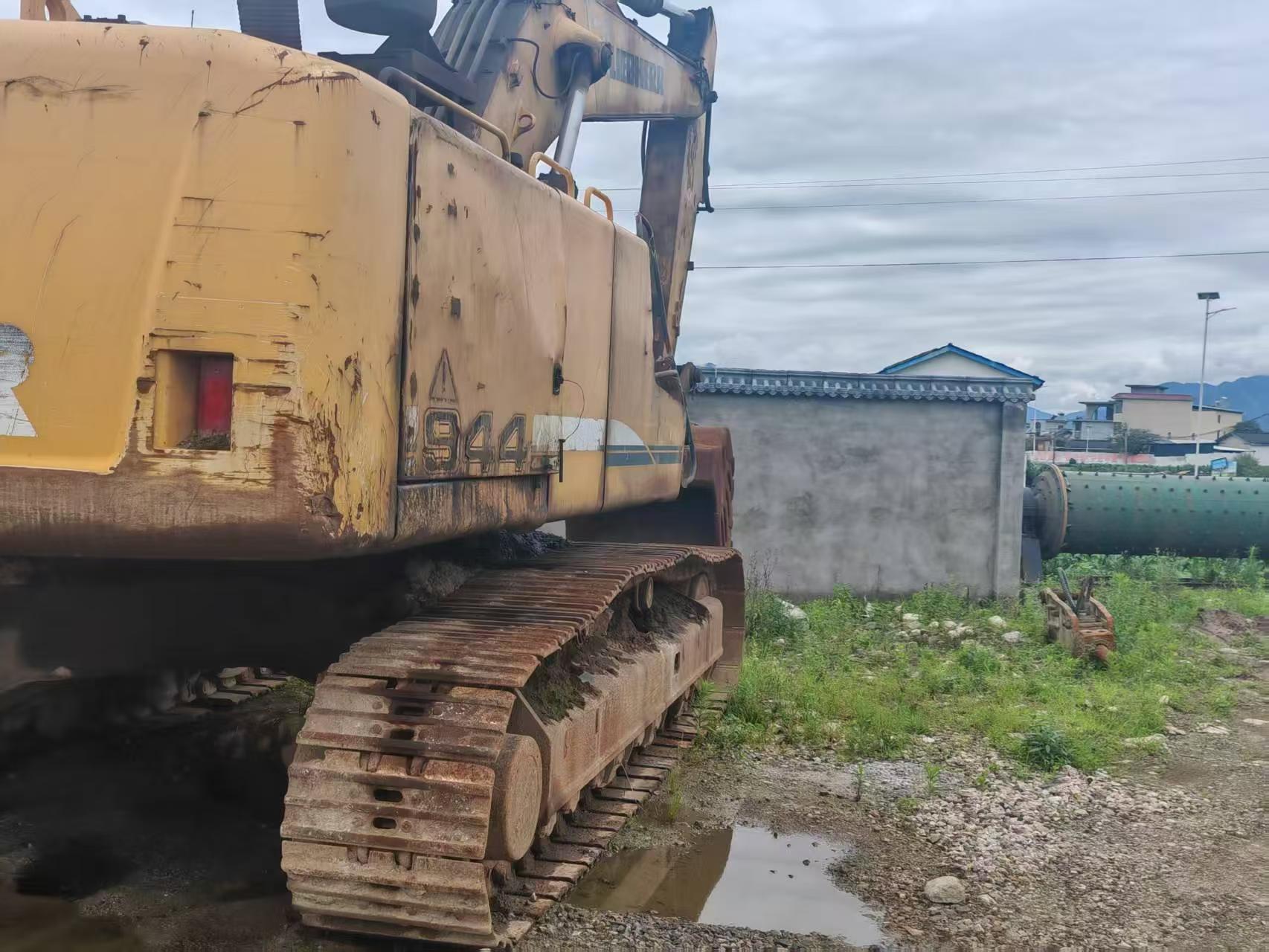 Купить Подержанный Экскаватор Liebherr R944B / 2 Купить Подержанный Экскаватор Liebherr R944B / 2