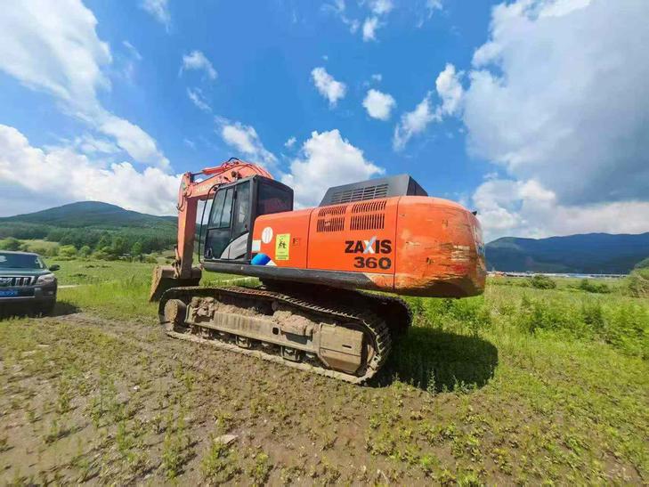 Buy Hitachi ZX330-5A Used Excavator / 1