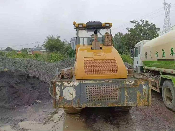 Buy XCMG XE26U Used Excavator / 1