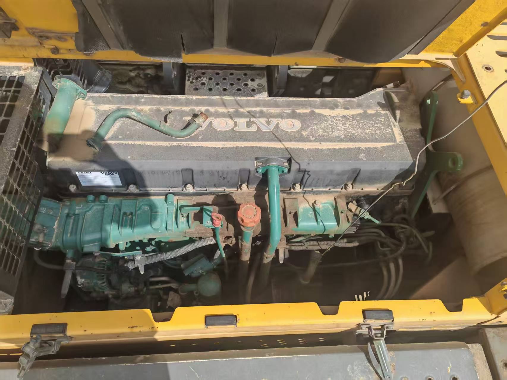 Buy Volvo EC700C Used Excavator / 8 Buy Volvo EC700C Used Excavator / 8