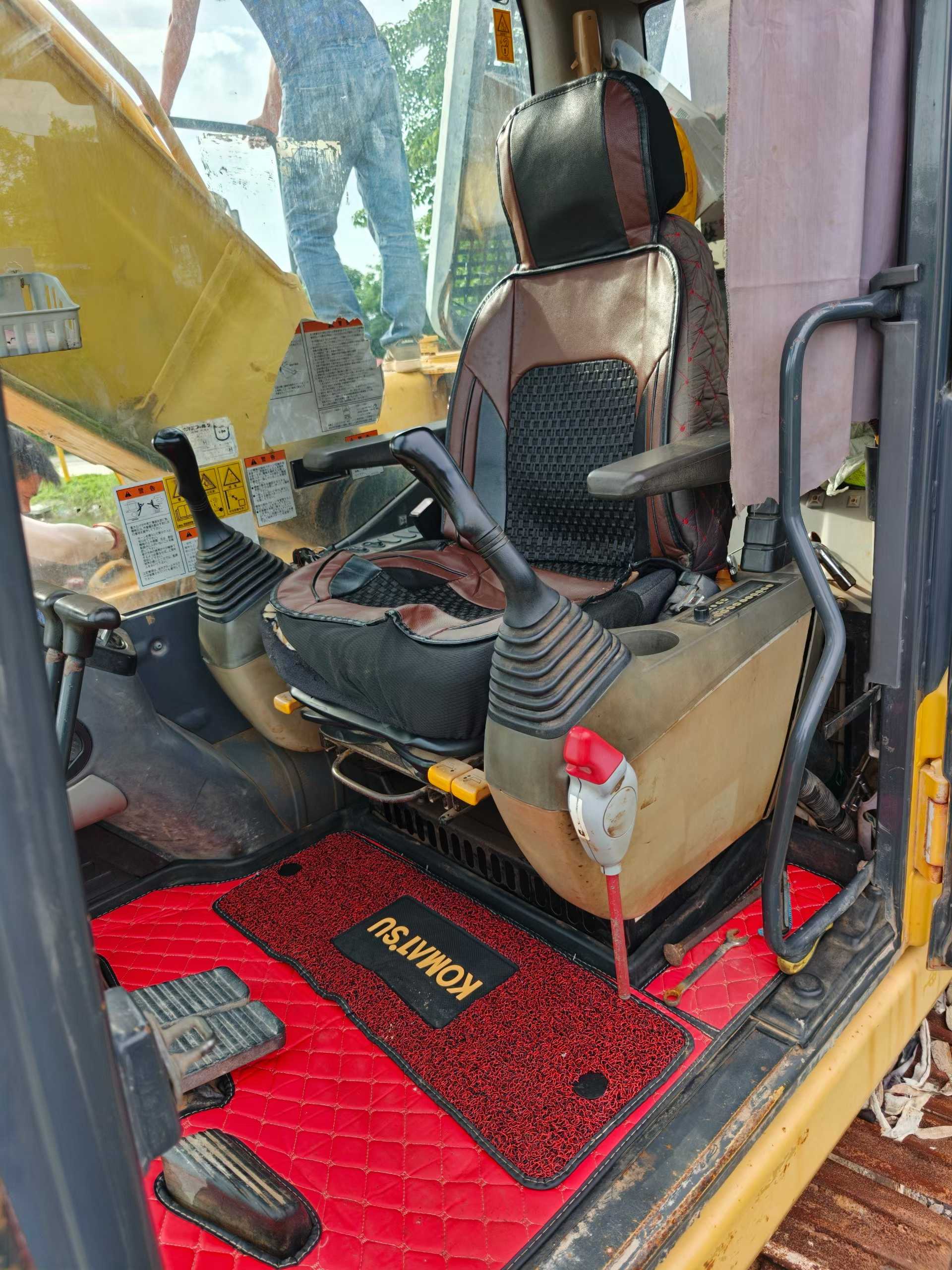Buy Komatsu PC200-8N1 Used Excavator / 4 Buy Komatsu PC200-8N1 Used Excavator / 4