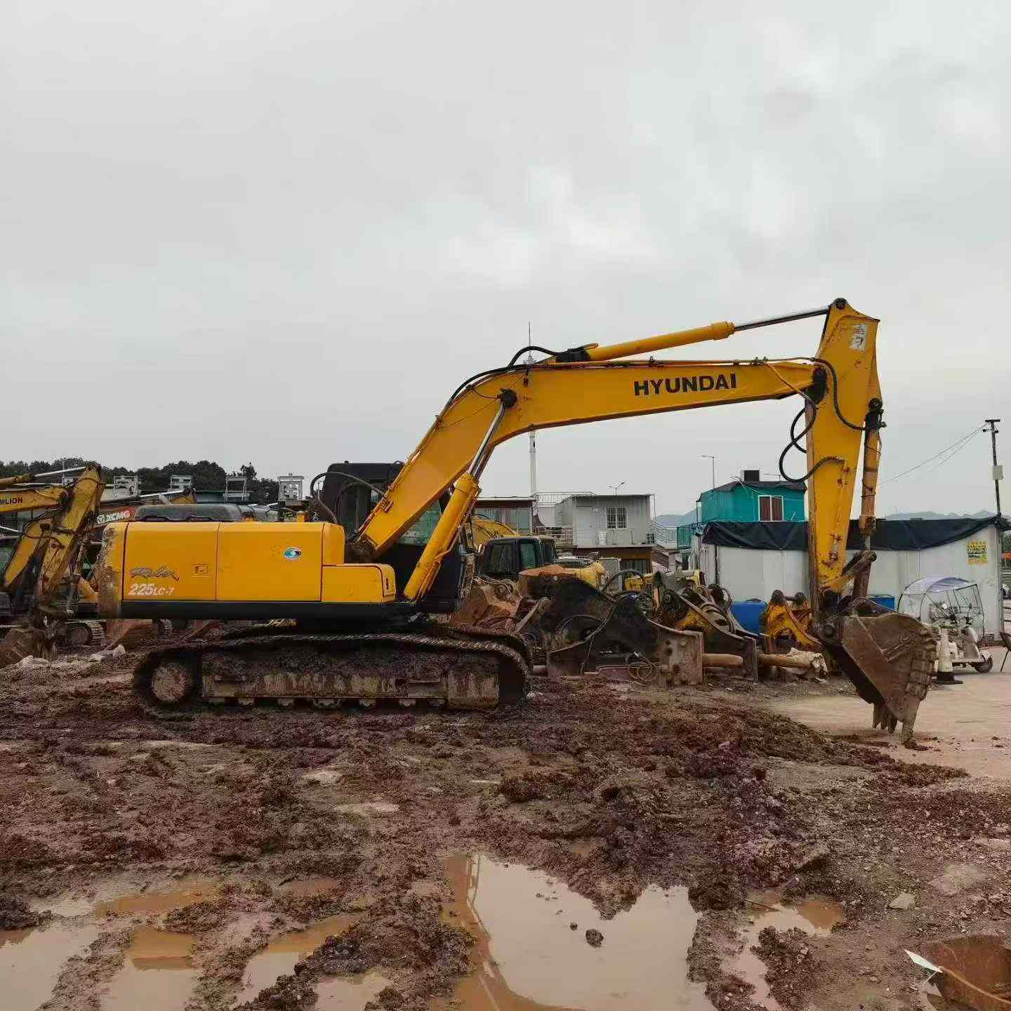 Buy Hyundai R215-7 Used Excavator / 3