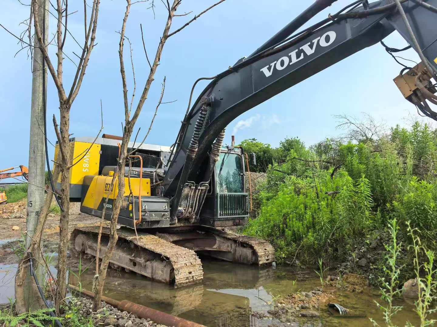 Buy Volvo EC210B Used Excavator / 5
