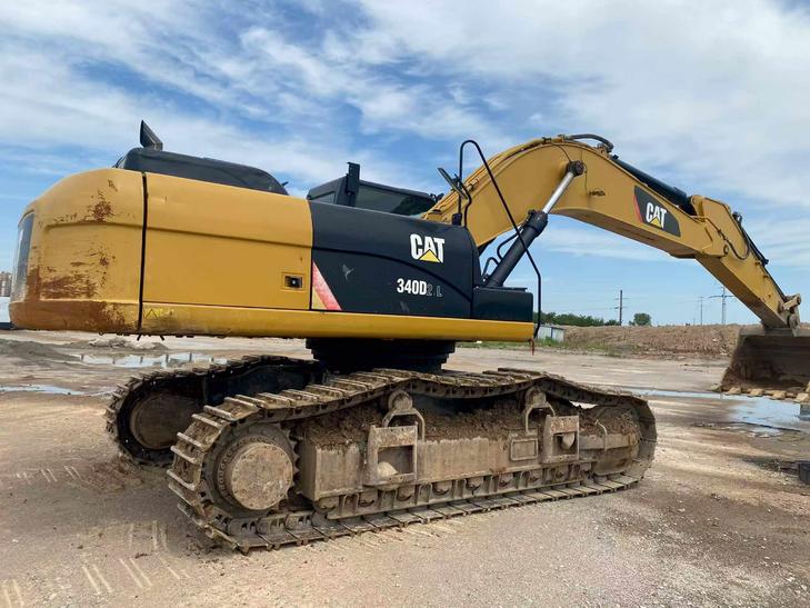Buy Caterpillar 340D2L Used Excavator / 1