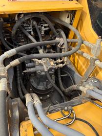 Buy XCMG XE135B Used Excavator / 7 Buy XCMG XE135B Used Excavator / 7