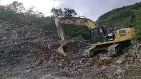 Buy Caterpillar 329D Used Excavator / 2 Buy Caterpillar 329D Used Excavator / 2