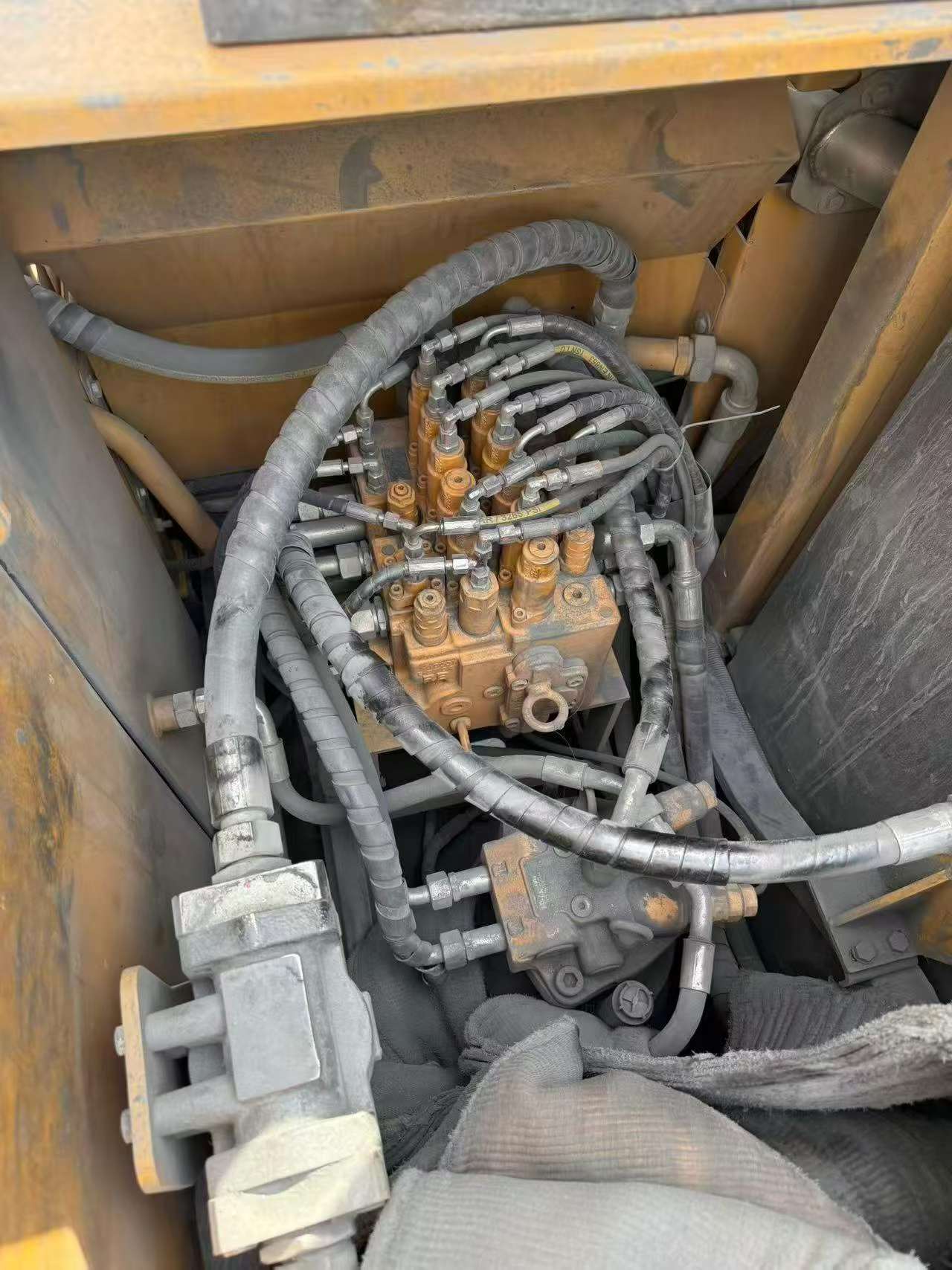 Buy Sany SY155C Used Excavator / 6 Buy Sany SY155C Used Excavator / 6