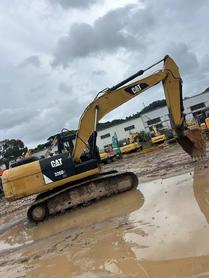 Buy Caterpillar 320D2GC Used Excavator / 2 Buy Caterpillar 320D2GC Used Excavator / 2
