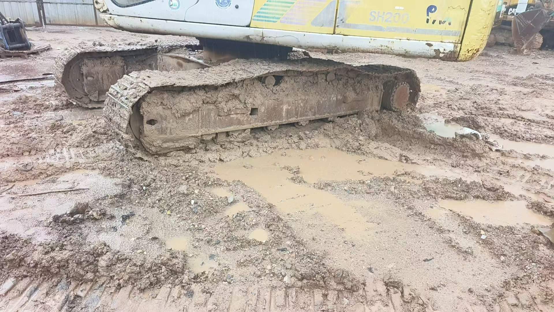 Buy Sumitomo SH200 Used Excavator / 7