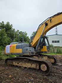 Buy XCMG XE200 Used Excavator / 4 Buy XCMG XE200 Used Excavator / 4