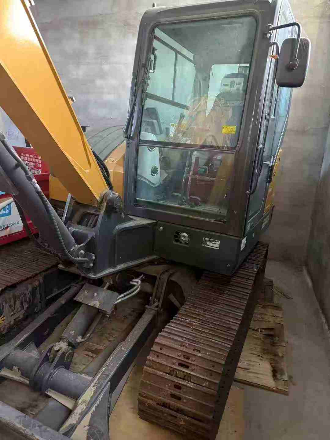 Buy XCMG XE60 Used Excavator / 2 Buy XCMG XE60 Used Excavator / 2